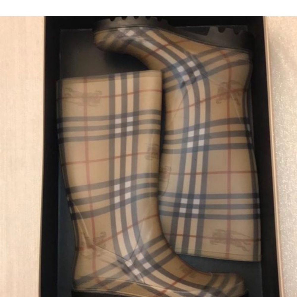 Burberry haymarket classic check rainboots - Picture 5 of 6